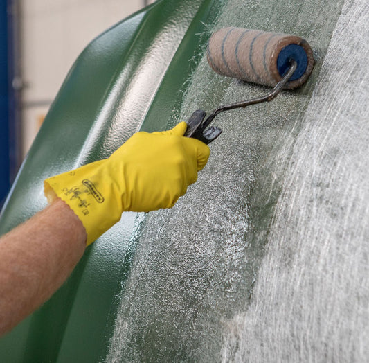 Żywica poliestrowa i mata szklana – jak poprawnie wykonać laminat? - Gaz-Bud Pro