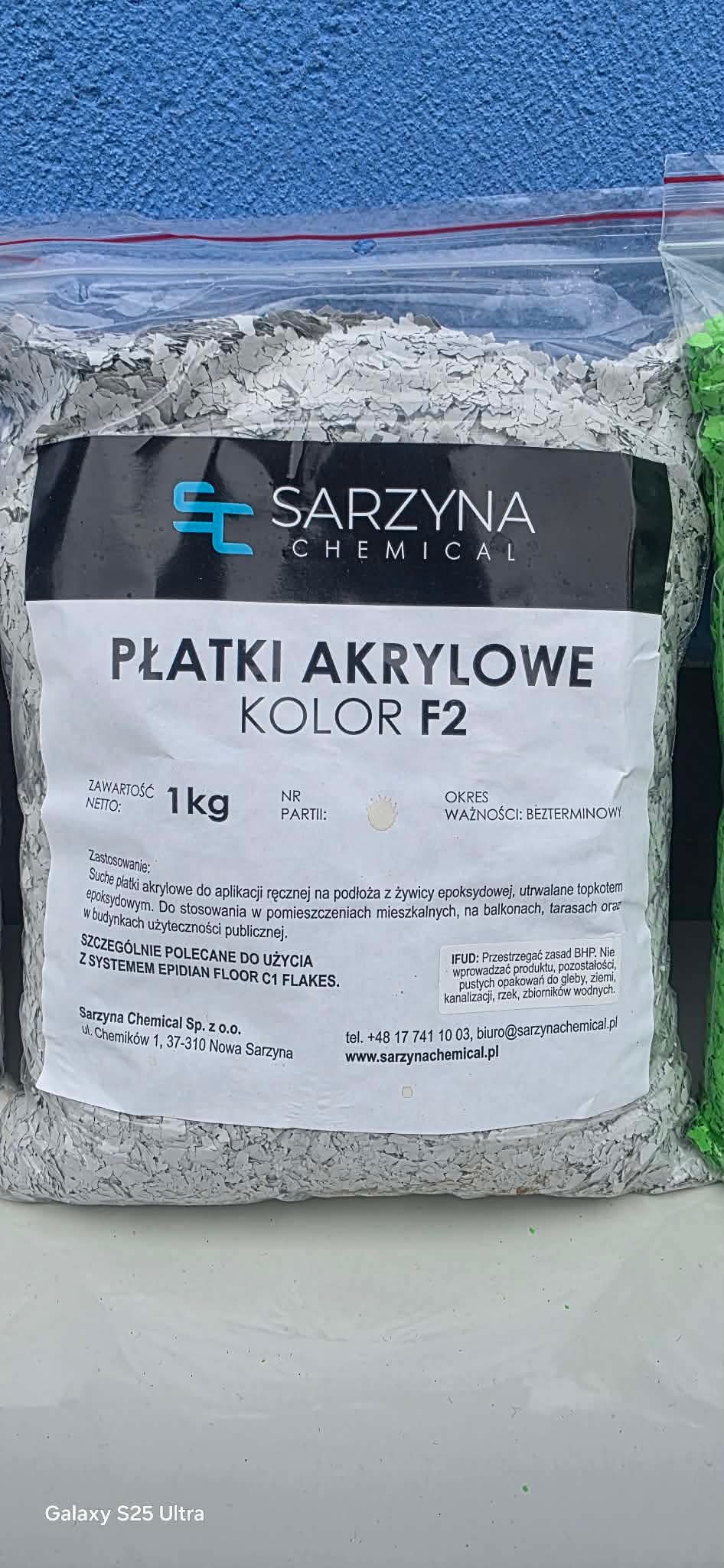 Płatki akrylowe Sarzyna F2 - szare 1 kg - Gaz - Bud Pro